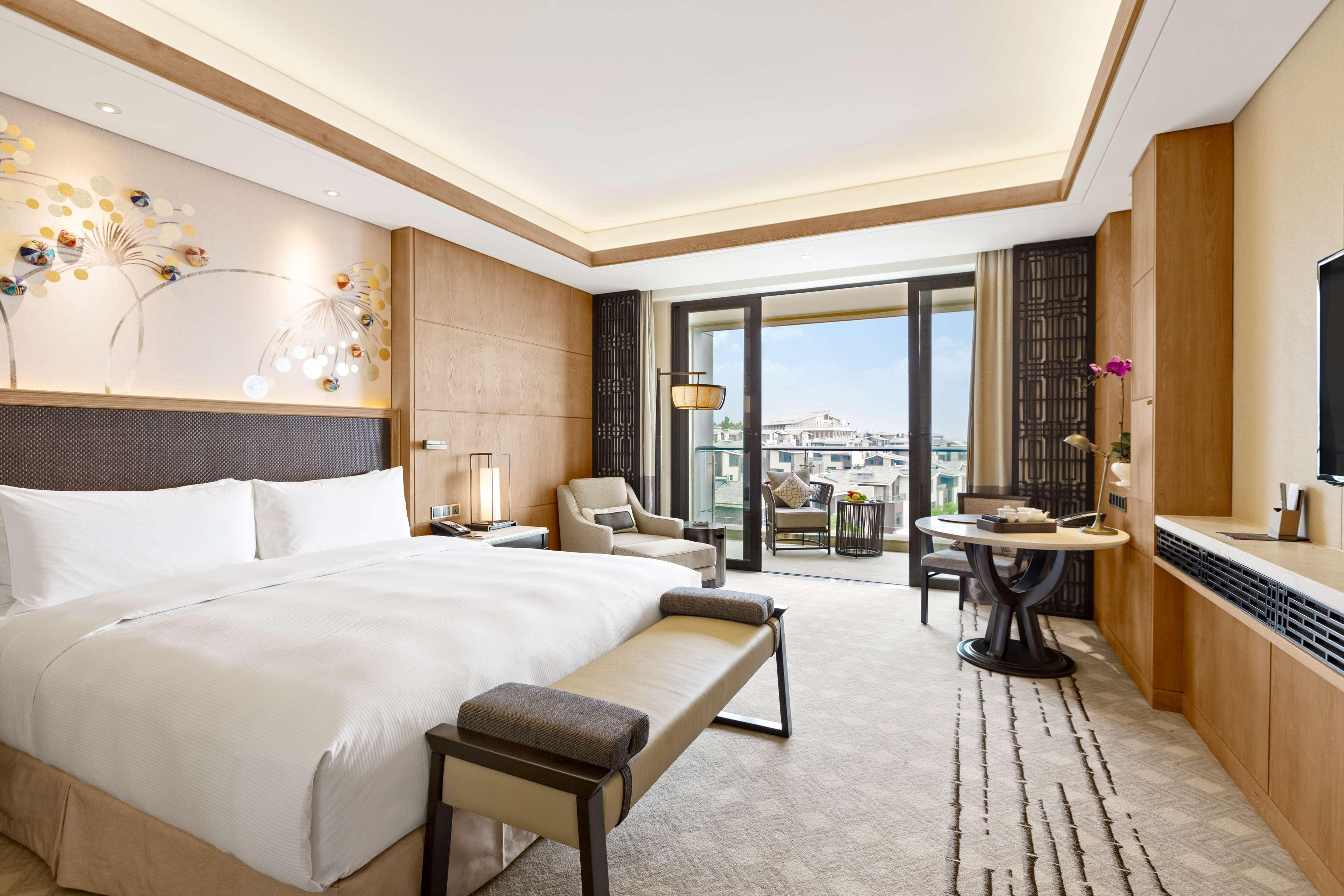 Hilton Dali Resort & Spa Екстер'єр фото