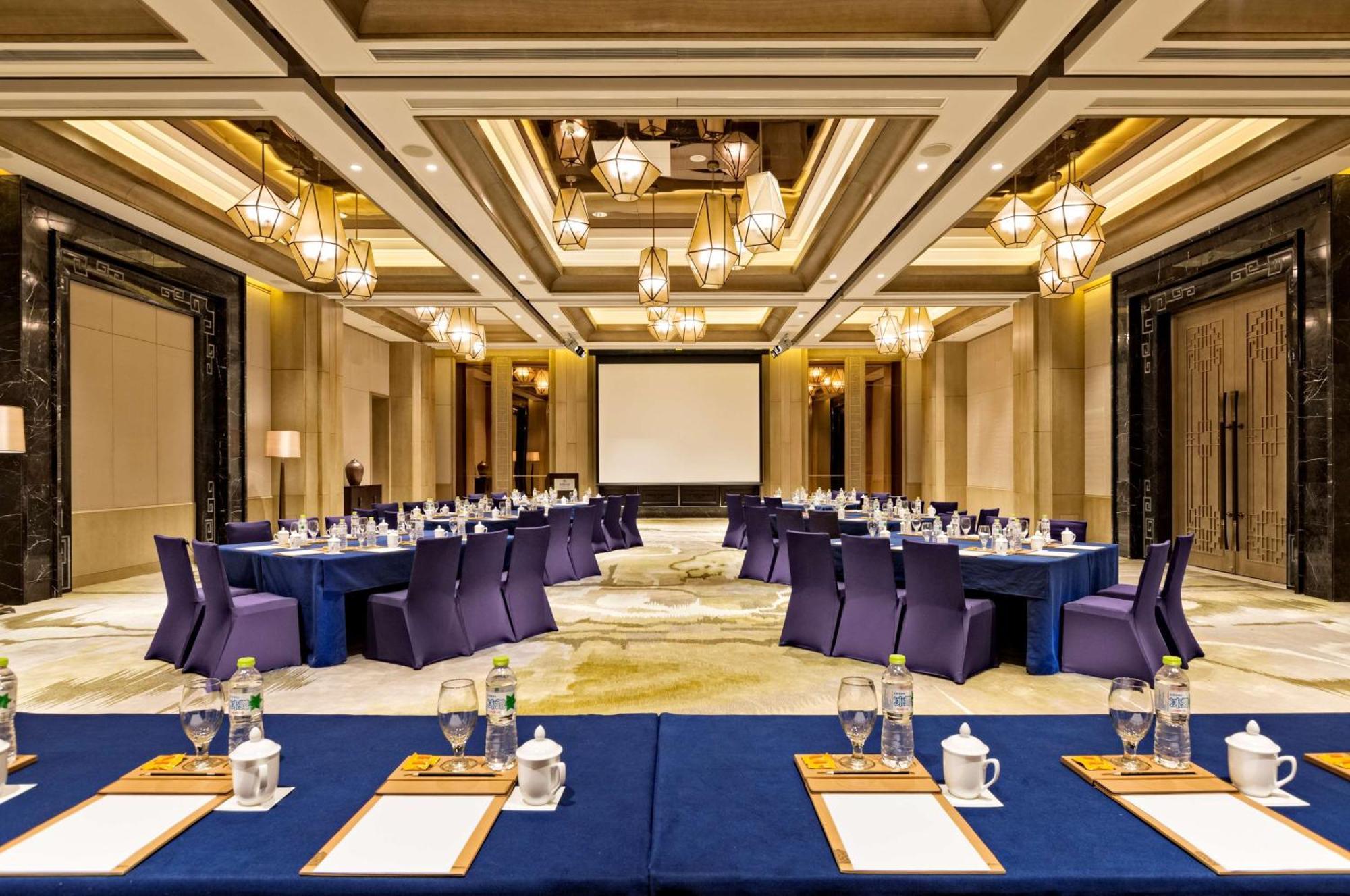 Hilton Dali Resort & Spa Екстер'єр фото