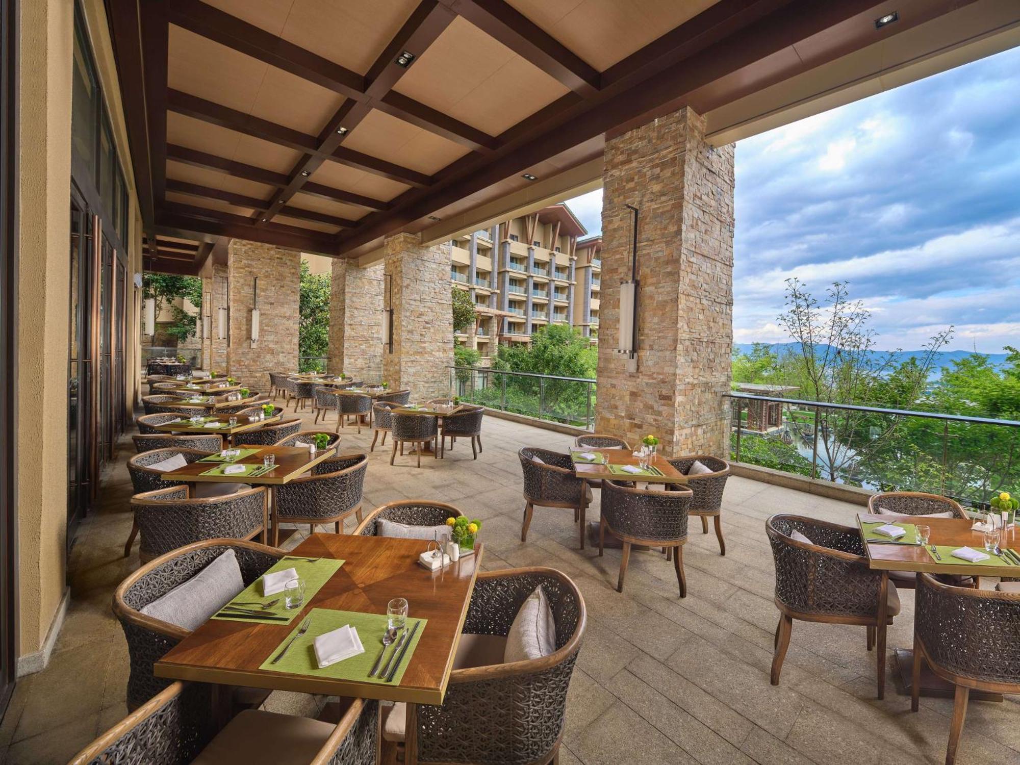 Hilton Dali Resort & Spa Екстер'єр фото