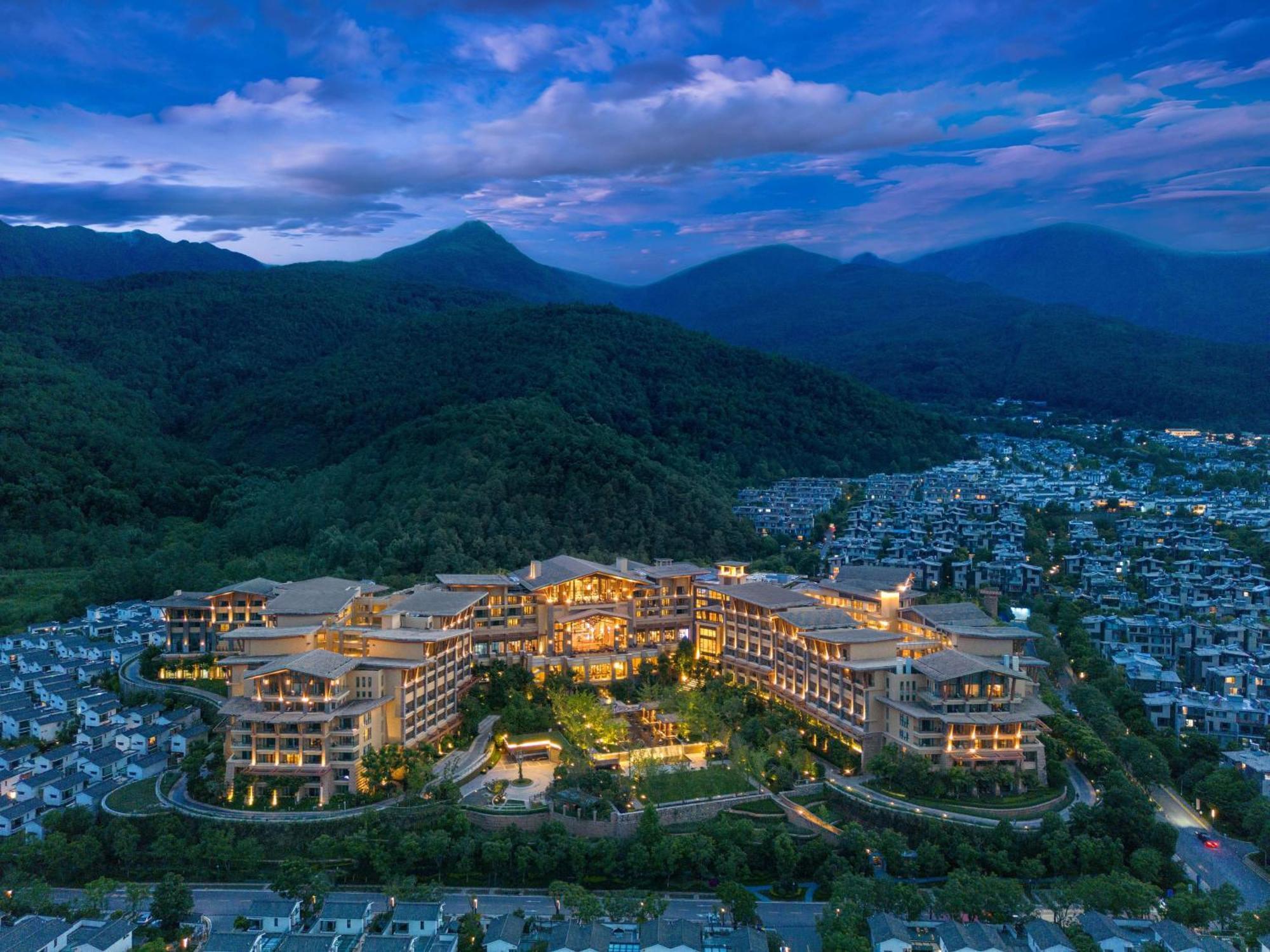 Hilton Dali Resort & Spa Екстер'єр фото