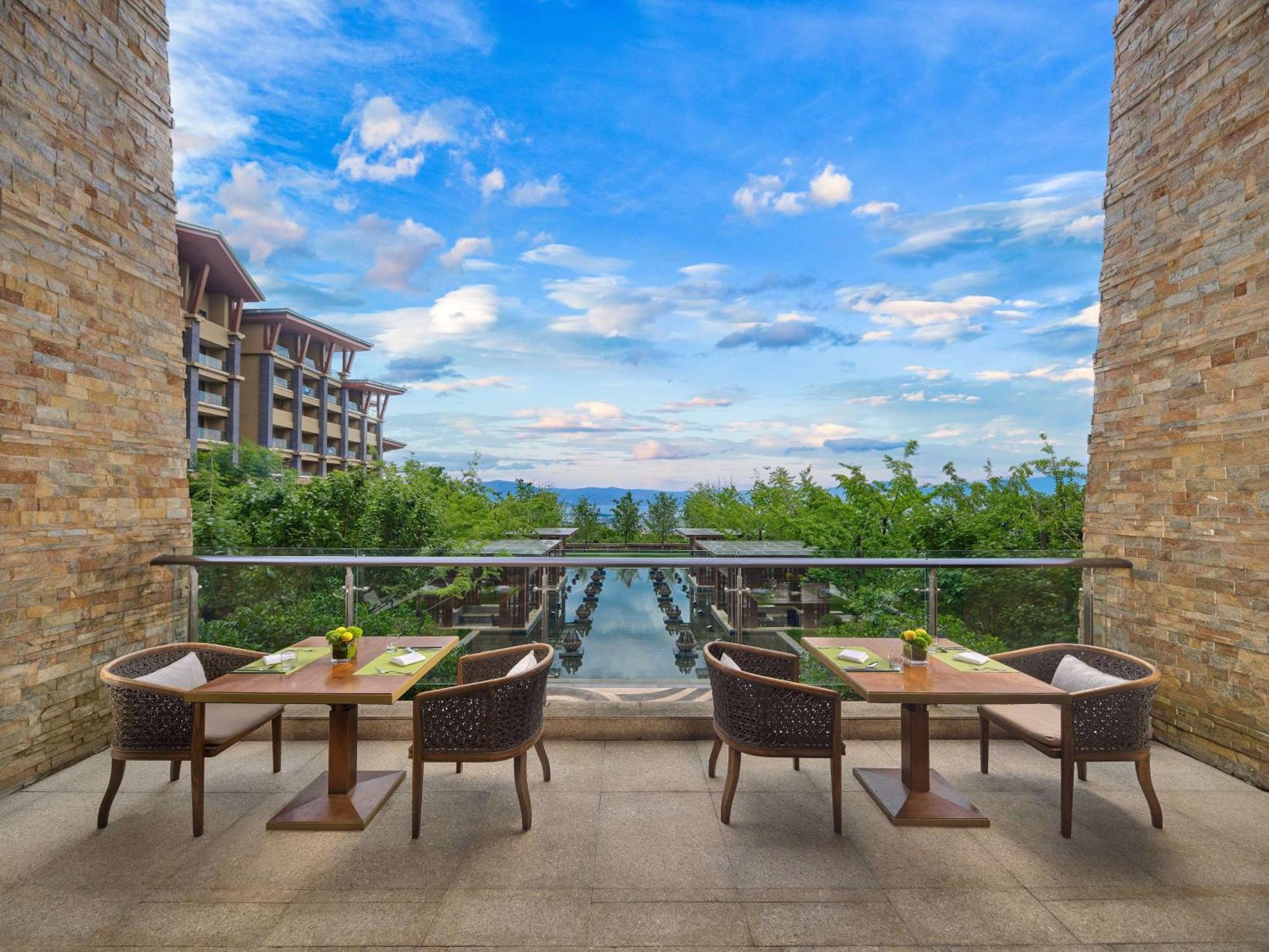 Hilton Dali Resort & Spa Екстер'єр фото