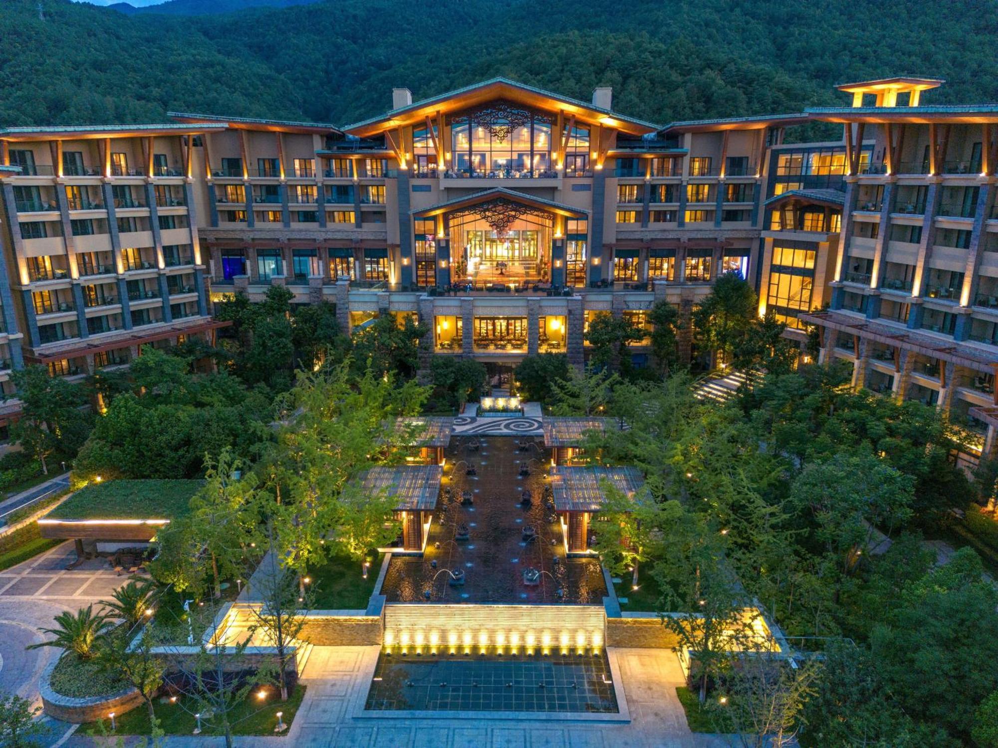 Hilton Dali Resort & Spa Екстер'єр фото